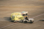 The Logistics Revolution: How RFID Tracking Minimizes Labor Costs and 